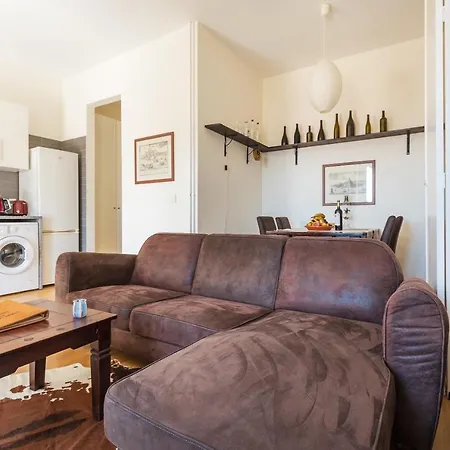 The Sunset Hideout Apartman